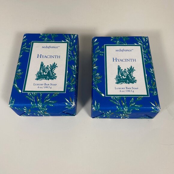 Seda France Other - Seda France  Hyacinth Classic Toile Paper-Wrapped Bar Soap (Pack of 2)